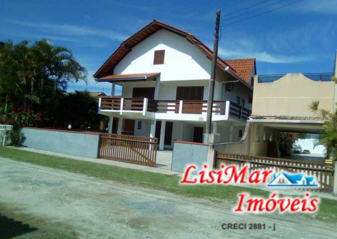 SOBRADO COM 4 SUITES E PISCINA PARA LOCAÇÃO.