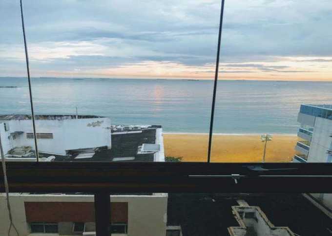 Suíte de alto luxo na praia da Costa com ar condicionado