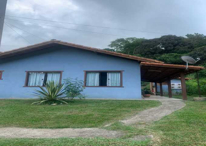Alugo casa para temporada em Lumiar/ São Pedro