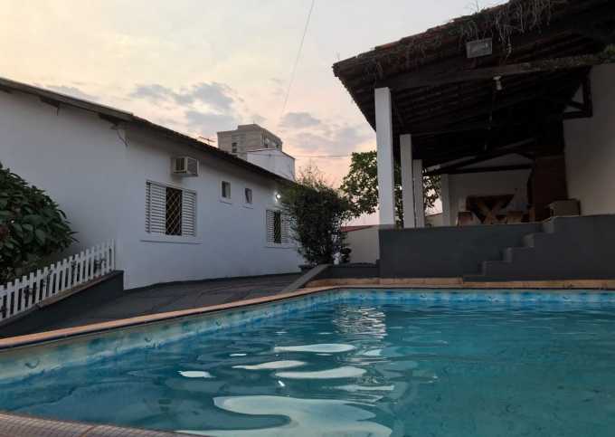 Casa com Área de Lazer em Ribeirão Preto