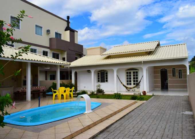 Casa con piscina para 6 personas, 3 habitaciones - Cód. 9147