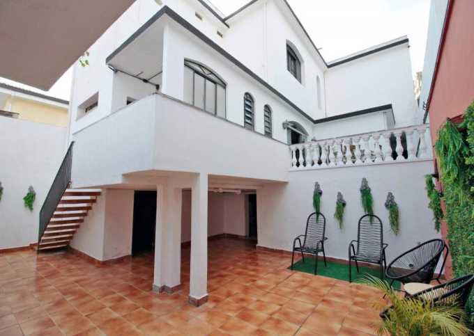 Espaçosa Casa da Villa até 23 pessoas na Vila Mariana SP