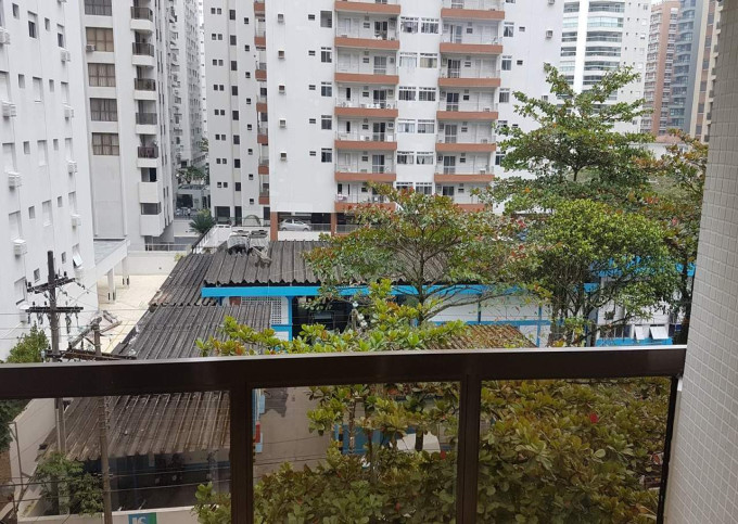 Excelente apartamento de vacaciones en Guarujá con 3 dormitorios