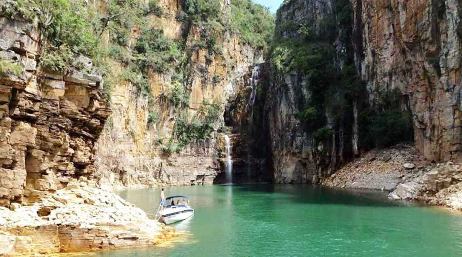 Quanto custa viajar para Capitólio MG e Escarpas do Lago MG