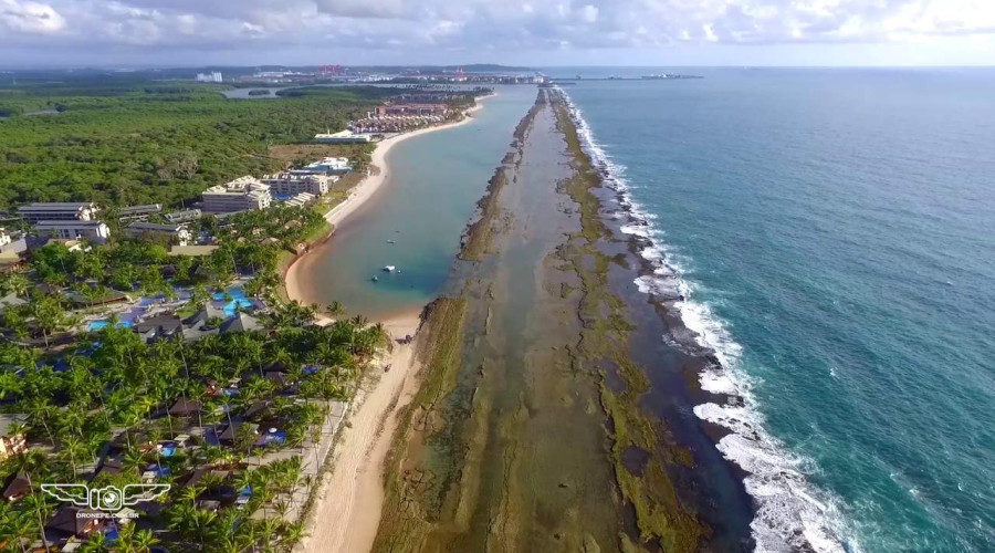 ¡Conozca las 7 Playas de aguas calientes todo el año!