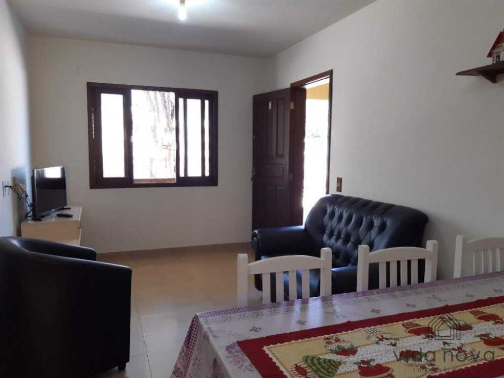 APARTAMENTO TÉRREO CANTO GRANDE