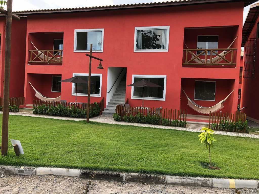 B 101 Apartamento térreo com jardim perto de Guarajuba