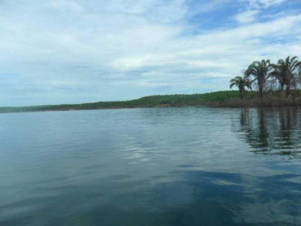 Condomínio para pesca no lago serra da mesa