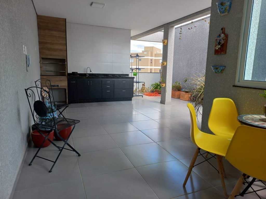 APARTAMENTO DUPLEX COM AMPLA AREA GOURMET