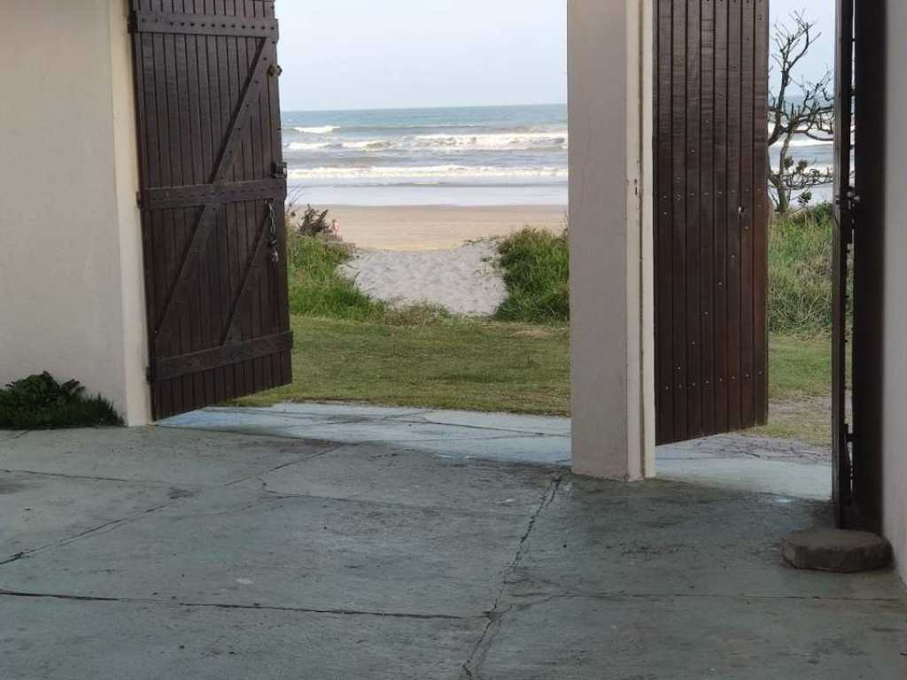 Casa pé na areia