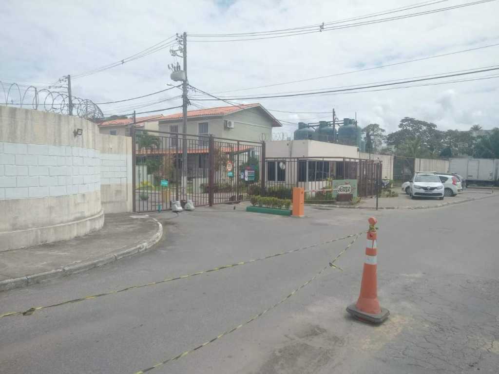 ALUGUEL POR TEMPORADA, PERTO DA PRAIA DE VILAS DO ATLANTICO EM SALVADOR