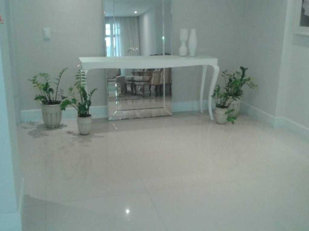 LINDO APARTAMENTO A 100 METROS DA PRAIA- REF LT282