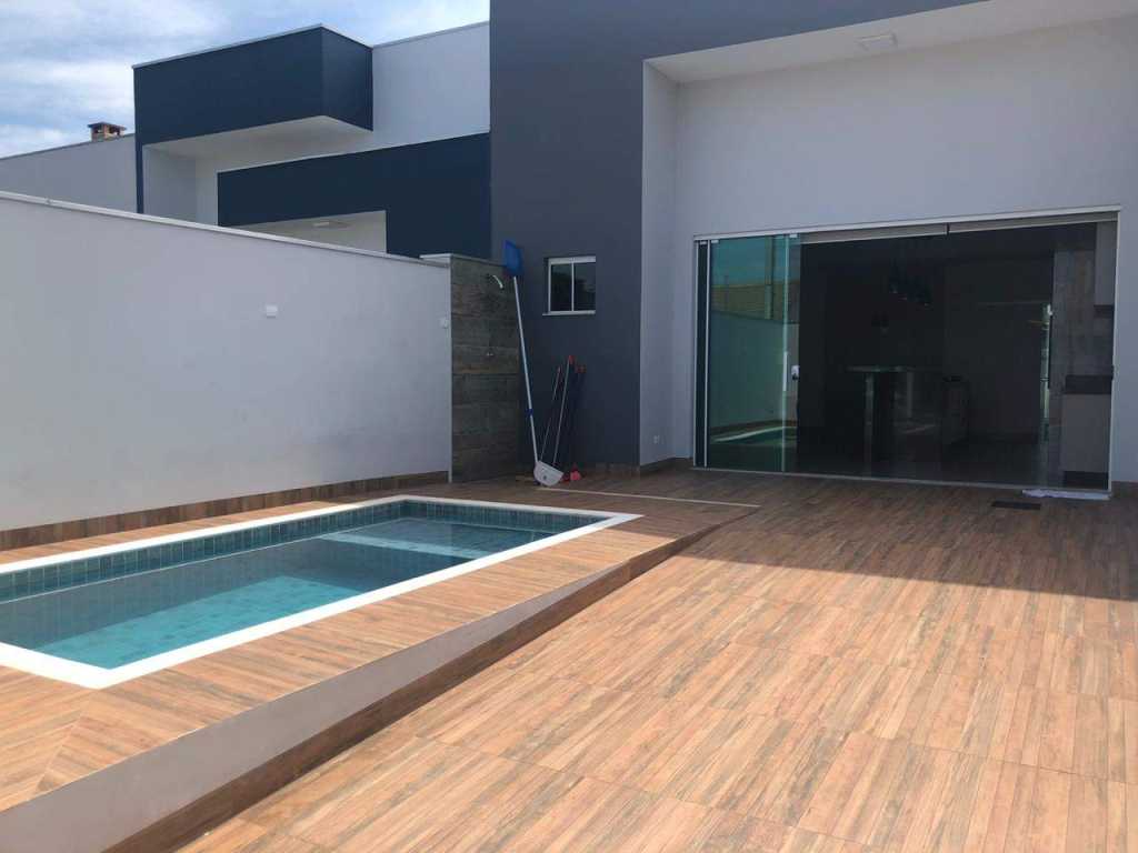 Casa 02 - Excelente Casa em Porto Rico com Piscina