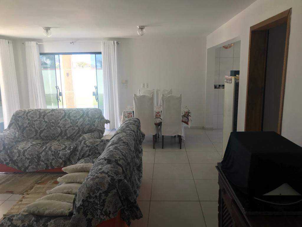 5 bedroom house / house in Coroados / Guaratuba