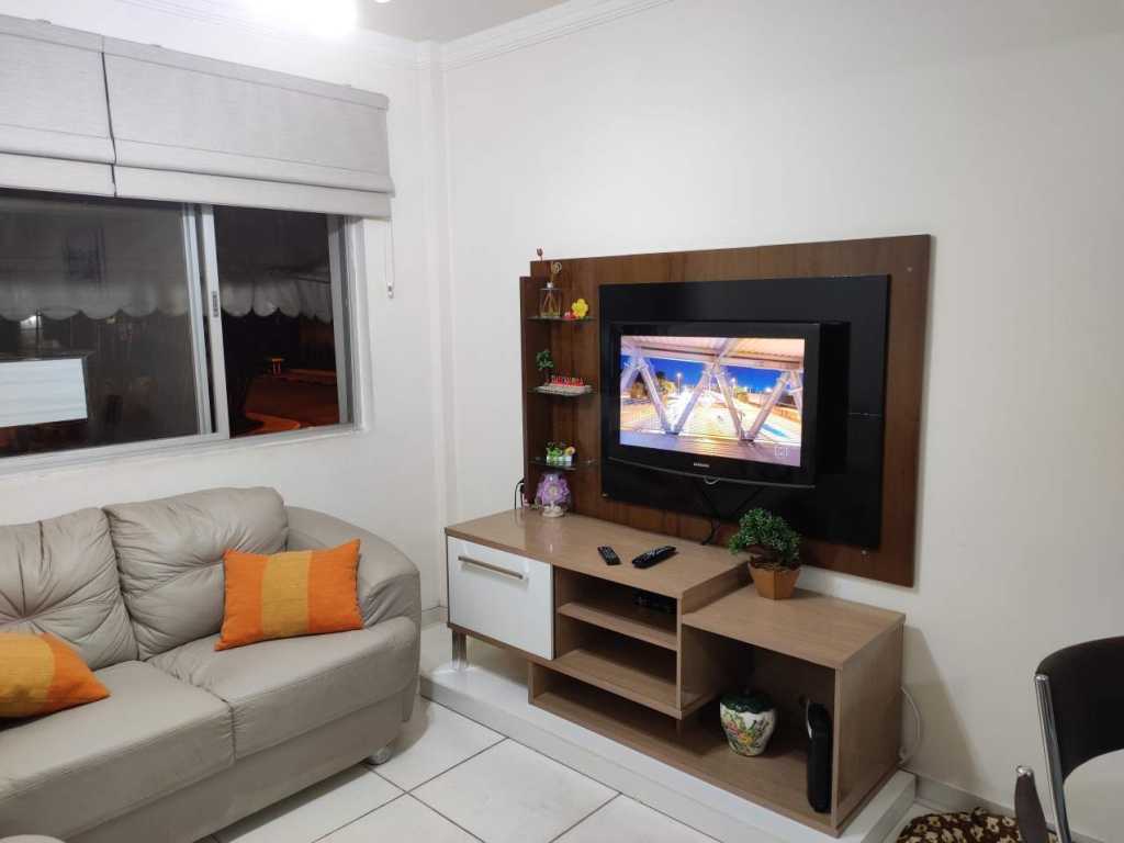 Apartamento arejado e aconchegante.