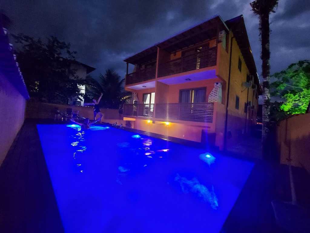 Cotia - Novo Flat c/ Piscina, 50mts da praia, churrasqueira privativa, ar con, wi-fi, netflix, garagem