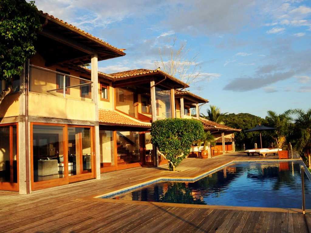 Buz034 - Luxury house with 4 suites, pool and sea view in Búzios