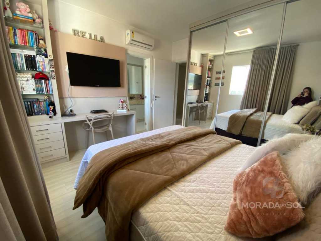 Apartamento Cobertura em Meia Praia - Itapema - Cód.4741