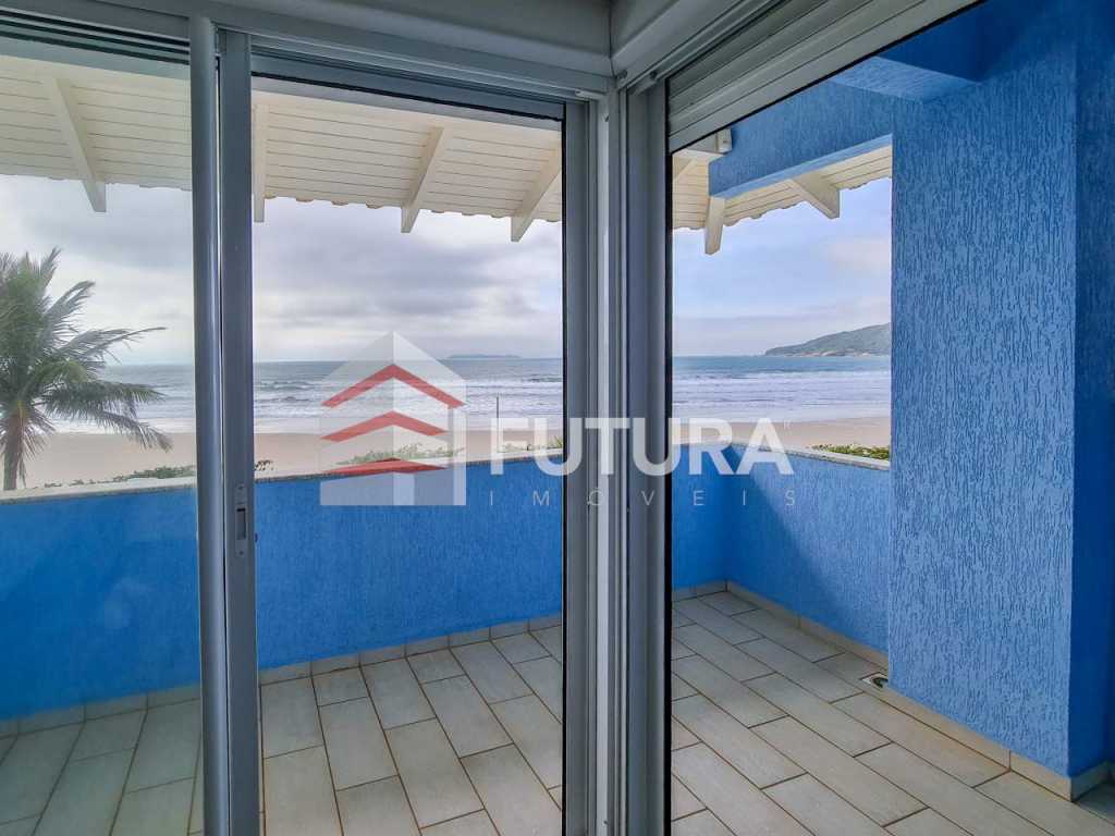 CASA BEIRA MAR - PLAYA MARISCAL, BOMBINHAS SC (LC107F)