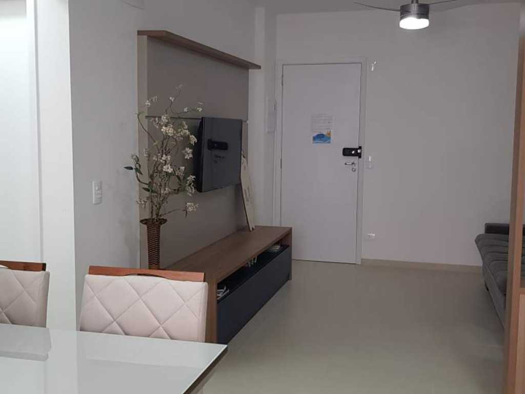 APARTAMENTO ALTO LUXO, INTEIRO, NA PRAIA DO TENÓRIO