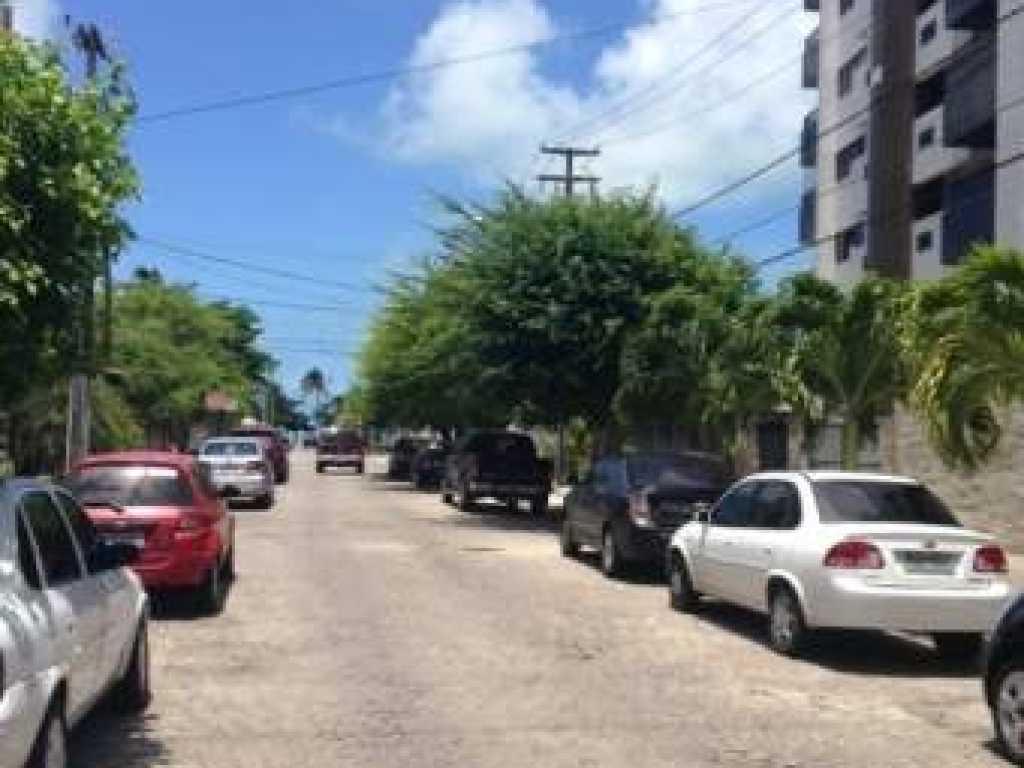 Alugo apto mobiliado em Cabo Branco a 100 metros da praia!