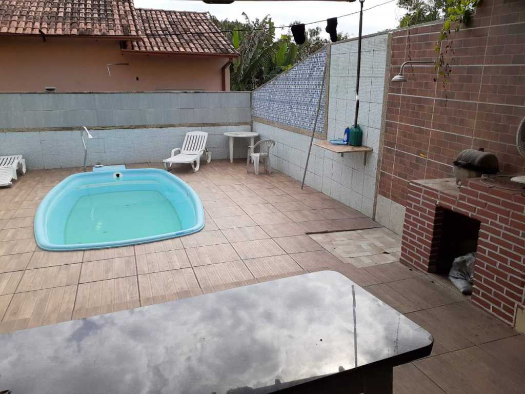 CASA MOBILIADA COM PISCINA EM MANGUINHOS SERRA ES