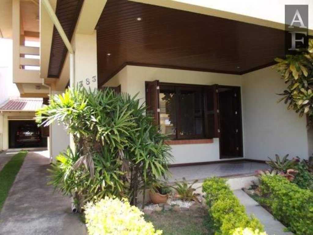 House for Rent | Center of Garopaba