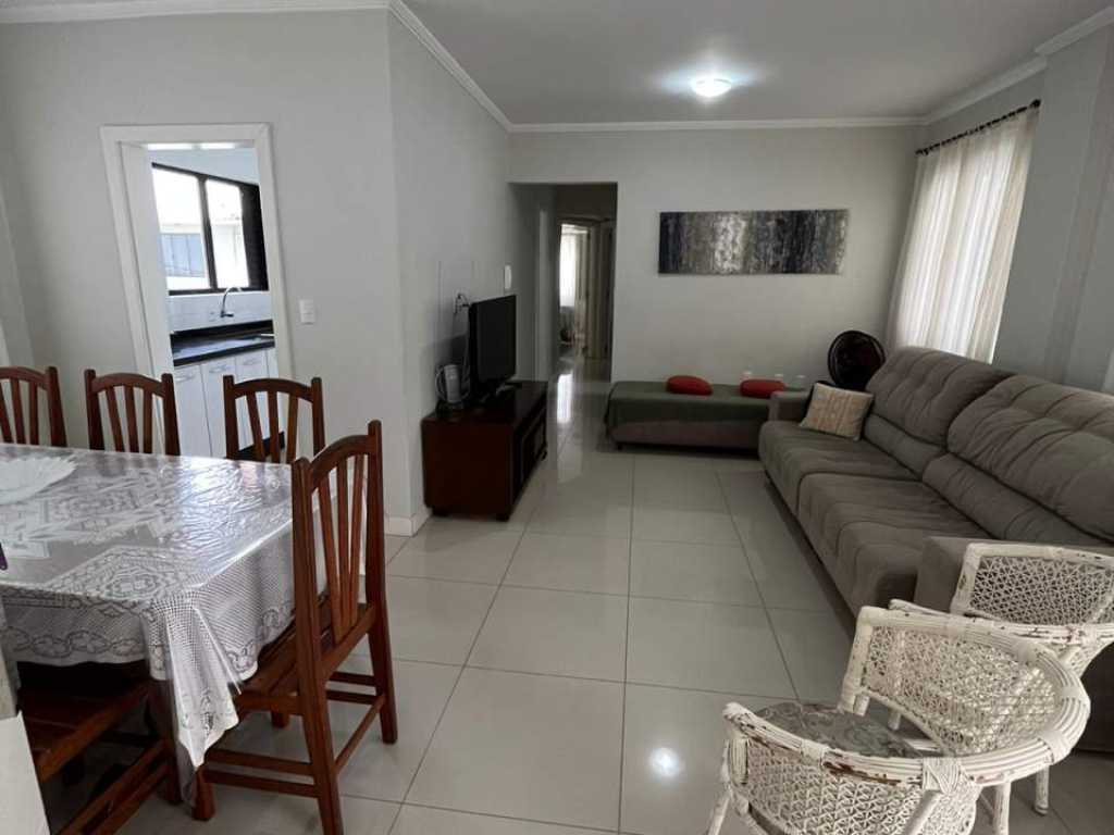 APARTAMENTO DE 3 DORMITORIOS (1 SUITE) COD 201- PARA 10 PERSONAS - ED ISLAND OF BALY - CENTRO BALNEÁRIO CAMBORIÚ