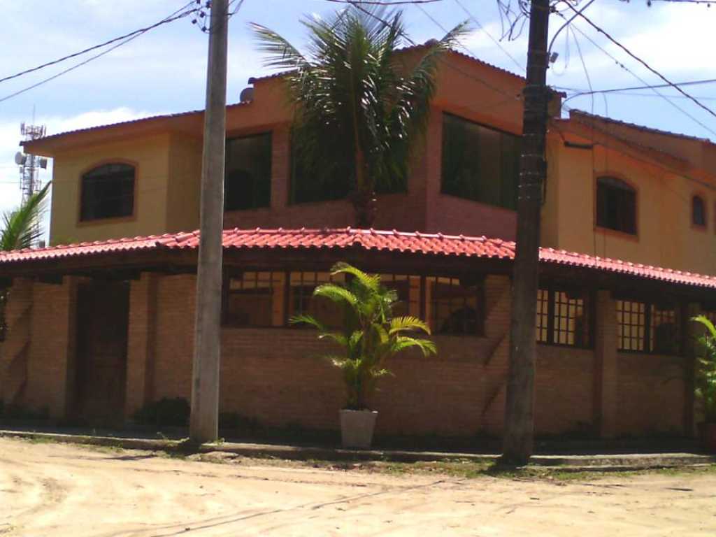 LINDA CASA EM BERTIOGA SP 05 QUARTOS C/SUÍTES