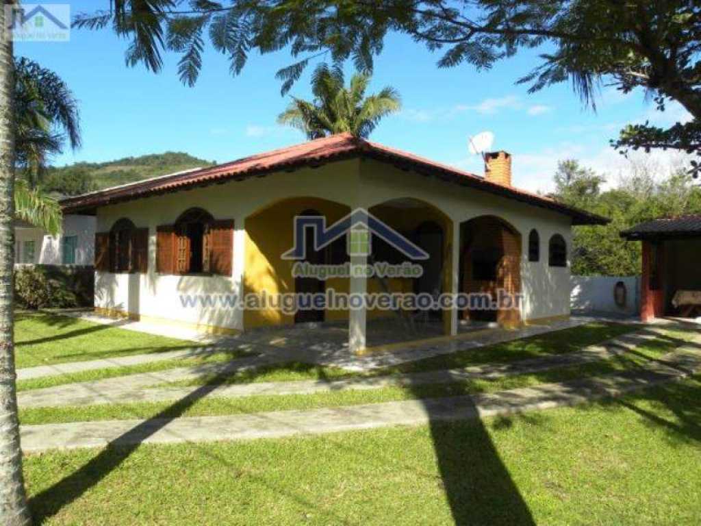 Beach Houses in Ponta das Canas, Summer Rent