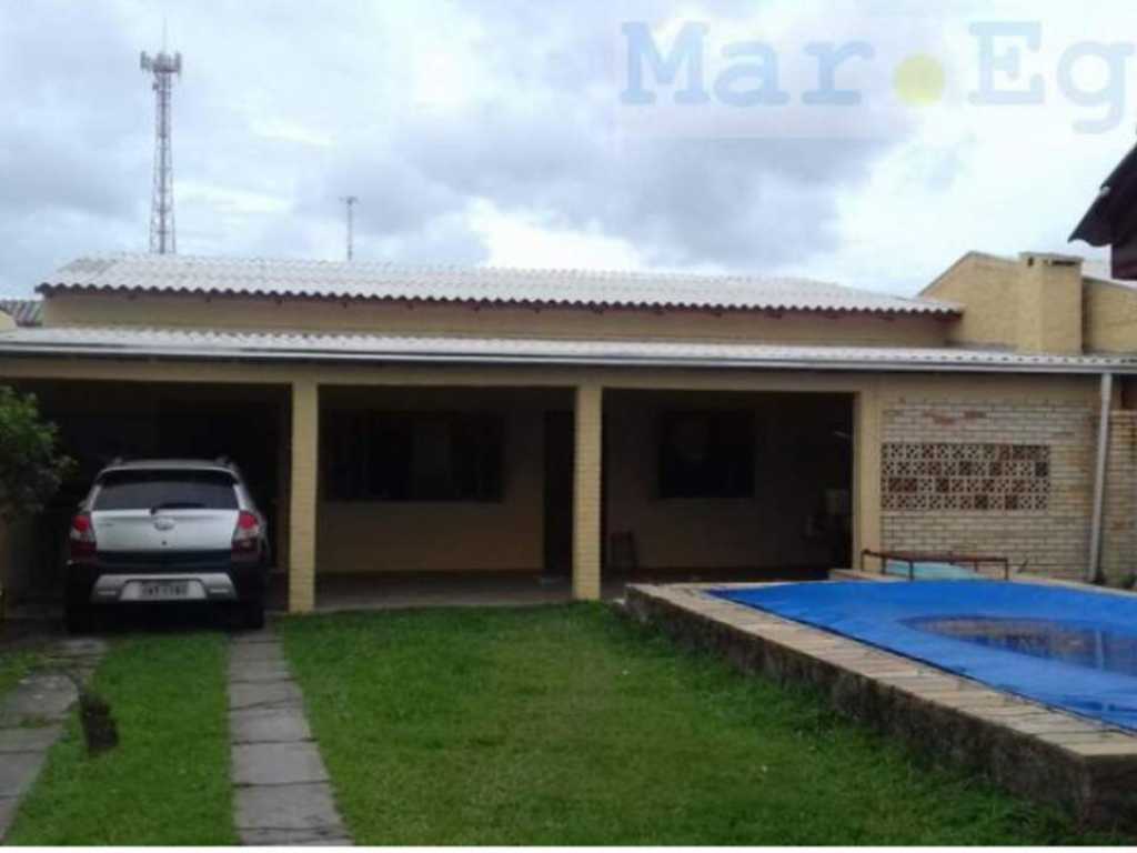 Casa para Temporada, Cidreira / RS, bairro Centro, 2 dormitórios, 1 banheiro, 1 vaga de garagem, mobiliado