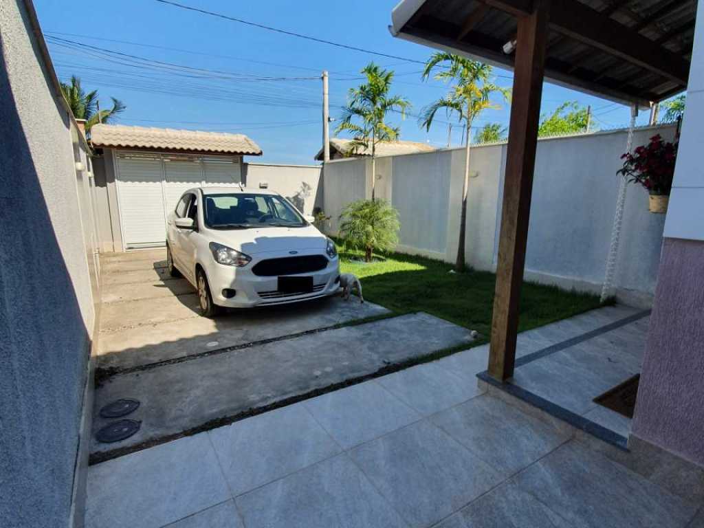 Casa tranquila na praia com piscina