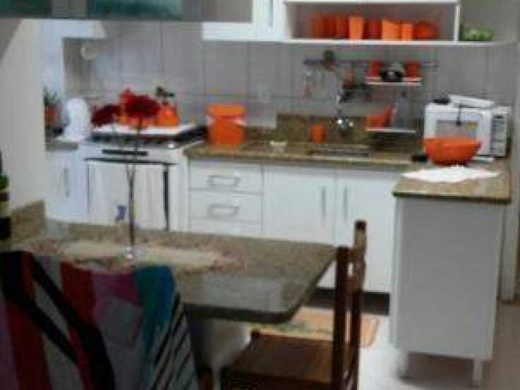 Apartamento bem localizado.