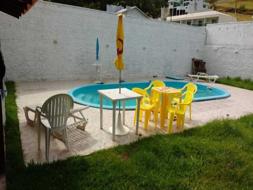 CASA COM PISCINA BALNEÁRIO CAMBORIÚ PARA VERÃO!