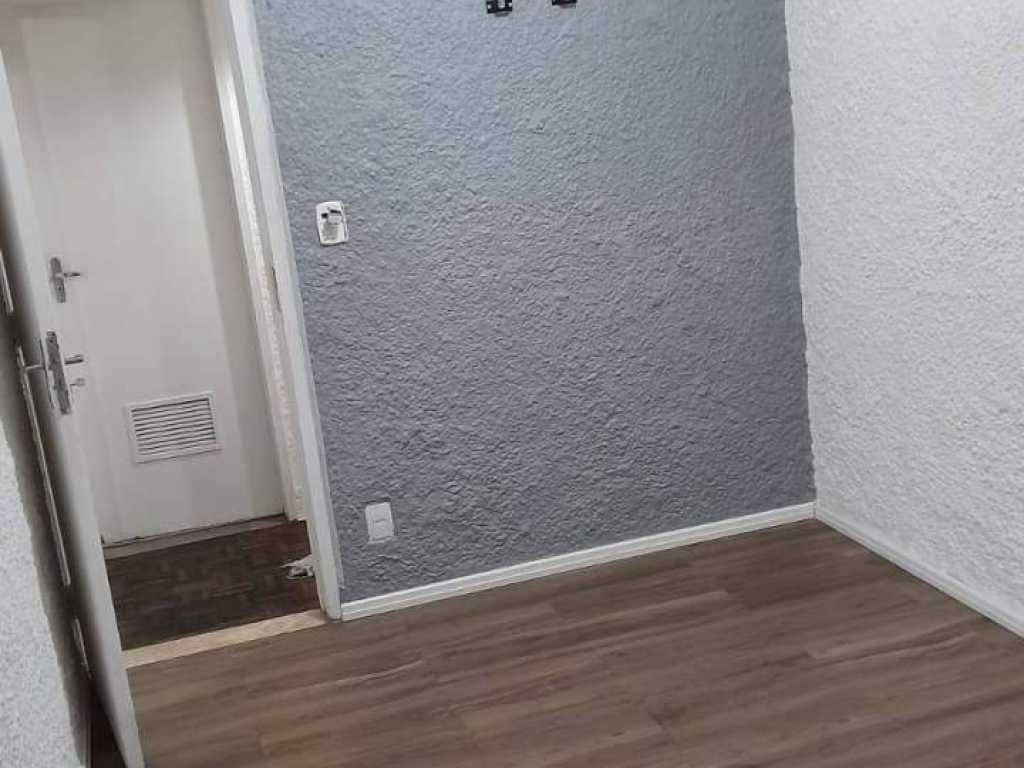 Vendo apartamento duplex no Vidigal - Leblon