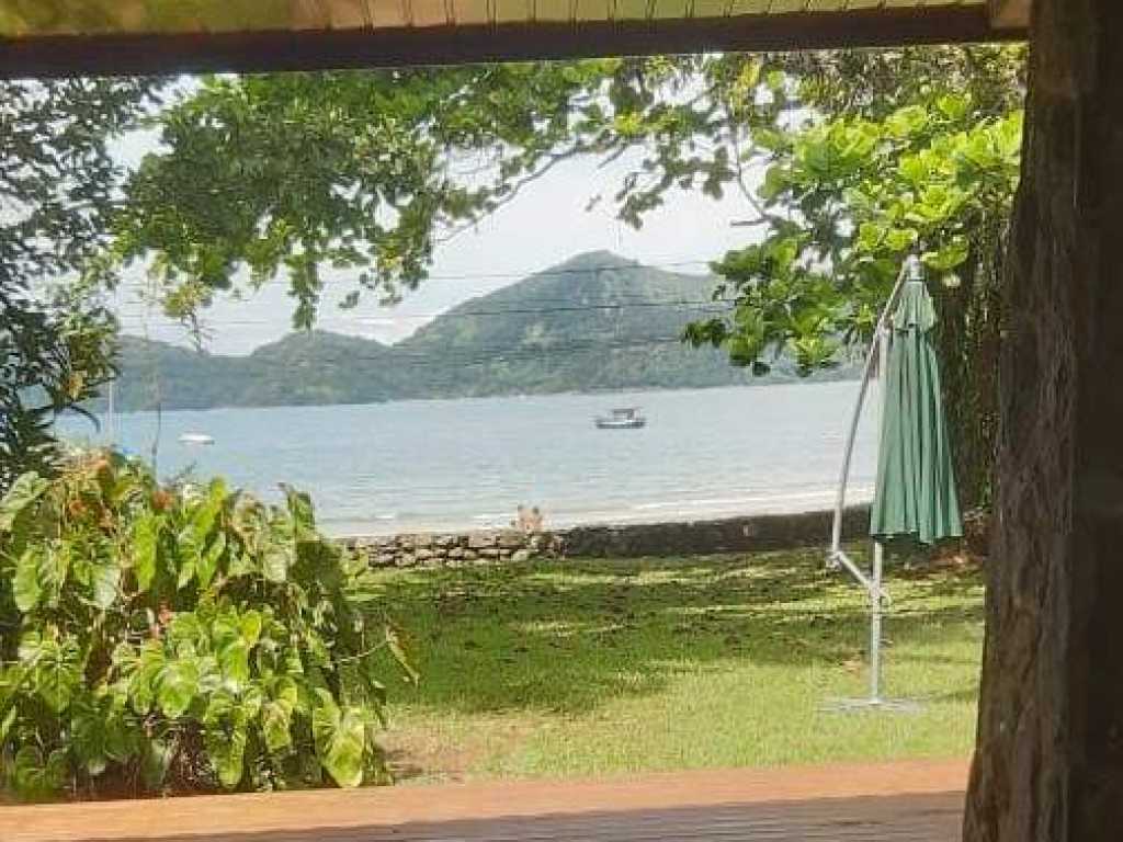 CASA FRENTE AO MAR UBATUBA