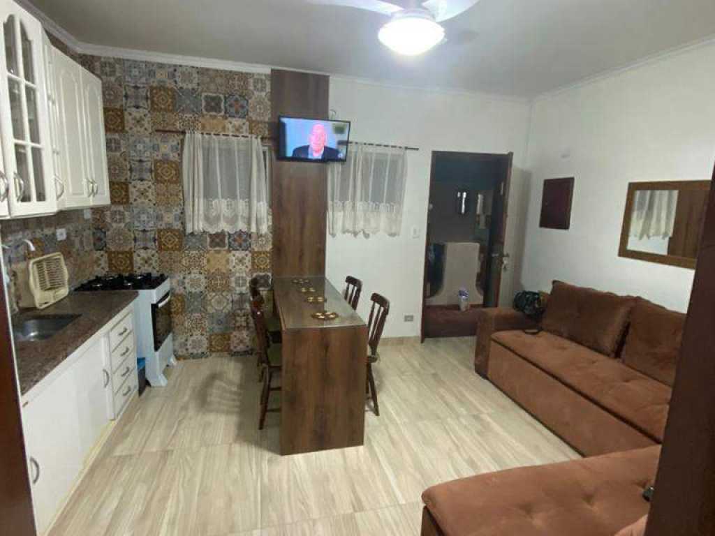 Apartamento localizado Praia de Massaguaçu