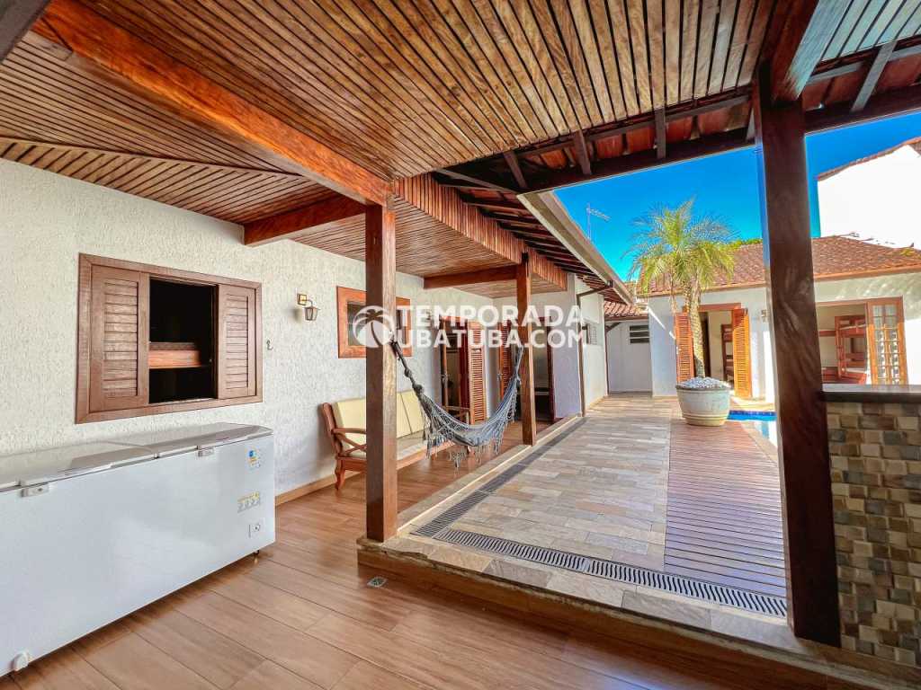 Belissima Casa na Praia Grande c/ Piscina Ar Condicionado