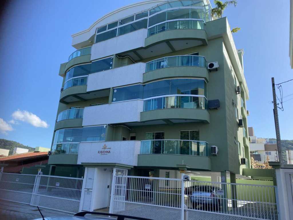 APARTAMENTO COBERTURA, 4 ar split, wi-fi,03 dormitórios,140m2,