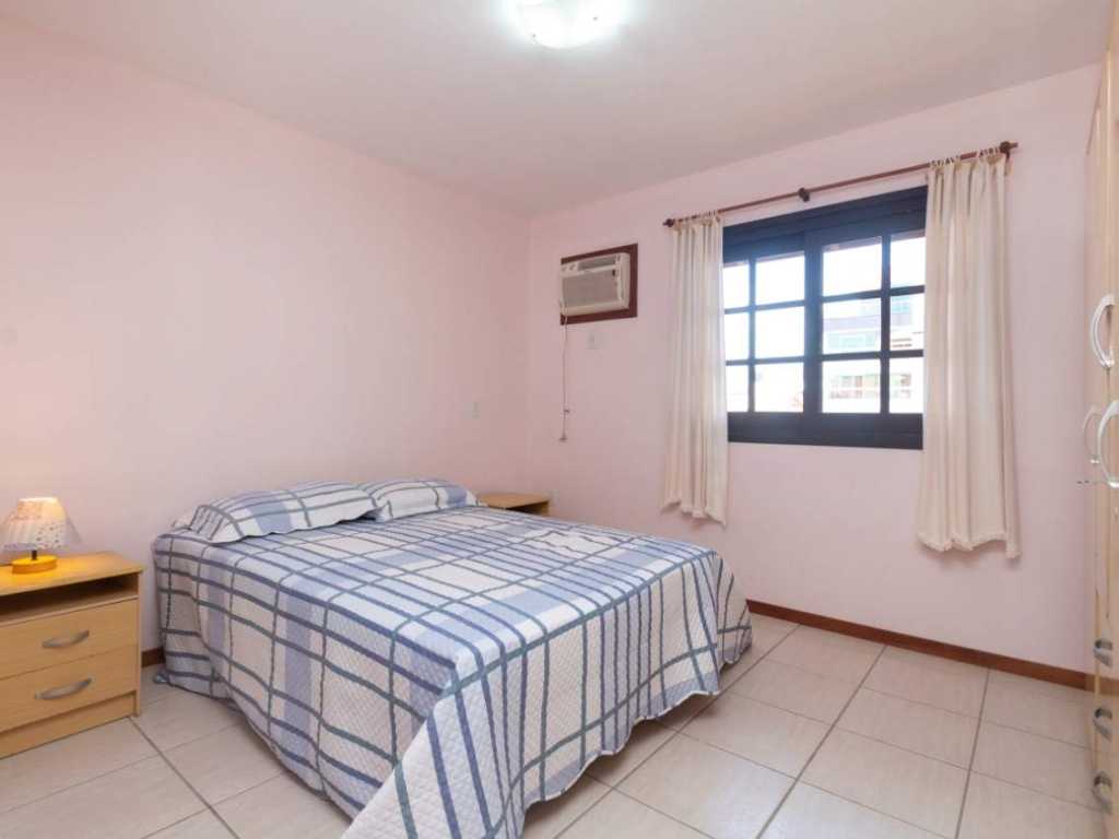 Alquiler de Apartamento 7 habitaciones para 6 personas 150 metros de mar en Bombas