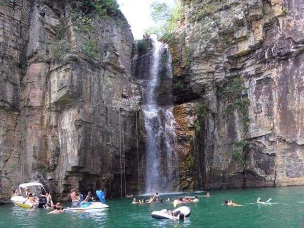 Somar Passeios Turísticos em Capitólio-MG. Venha conhecer toda a beleza do Lago de Furnas.