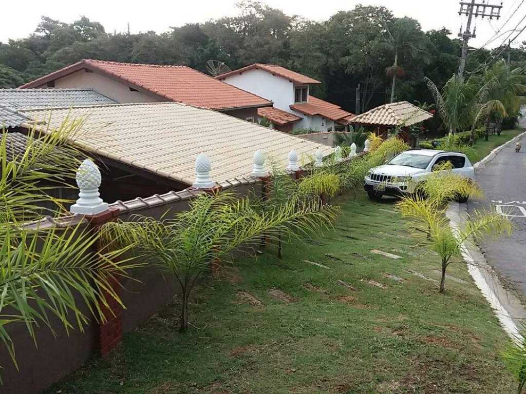 MARAVILHOSA CHÁCARA, JACCUZZI AQUECIDA, COND. FECHADO, WIFI