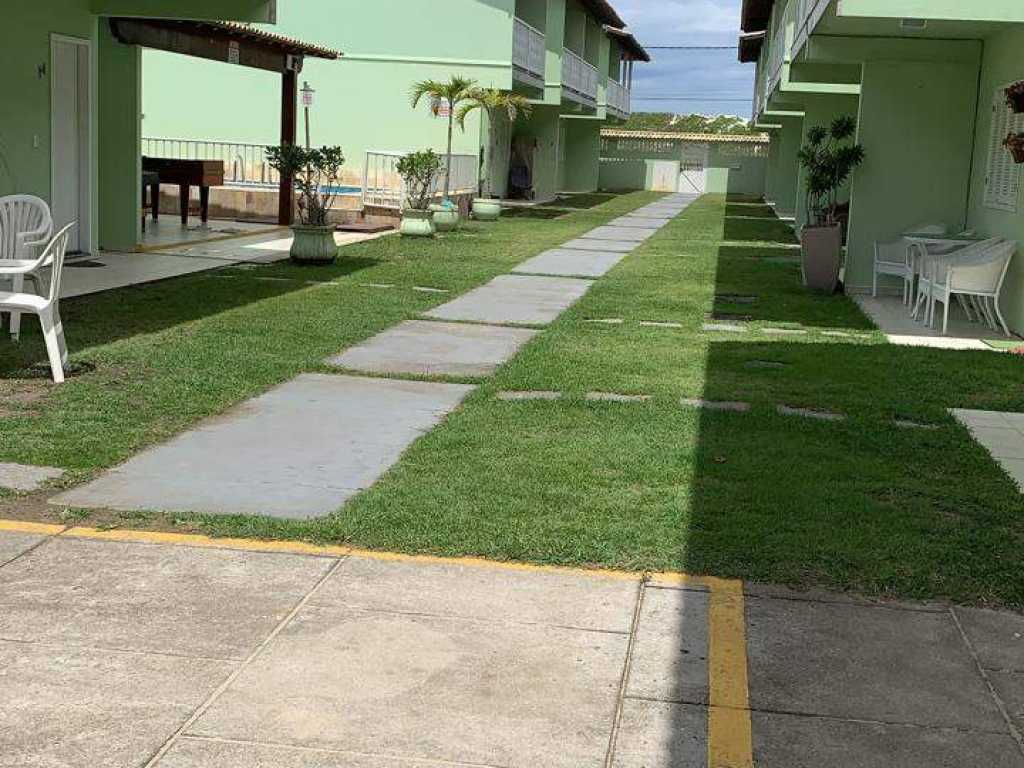 Linda casa 3 de andares na Praia das Dunas, só atravessar à rua até a praia.