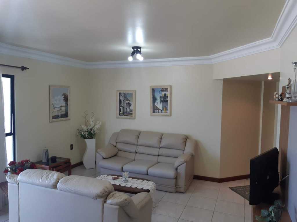 Excellent Apartment for Rent in Itapema Meia Praia SC