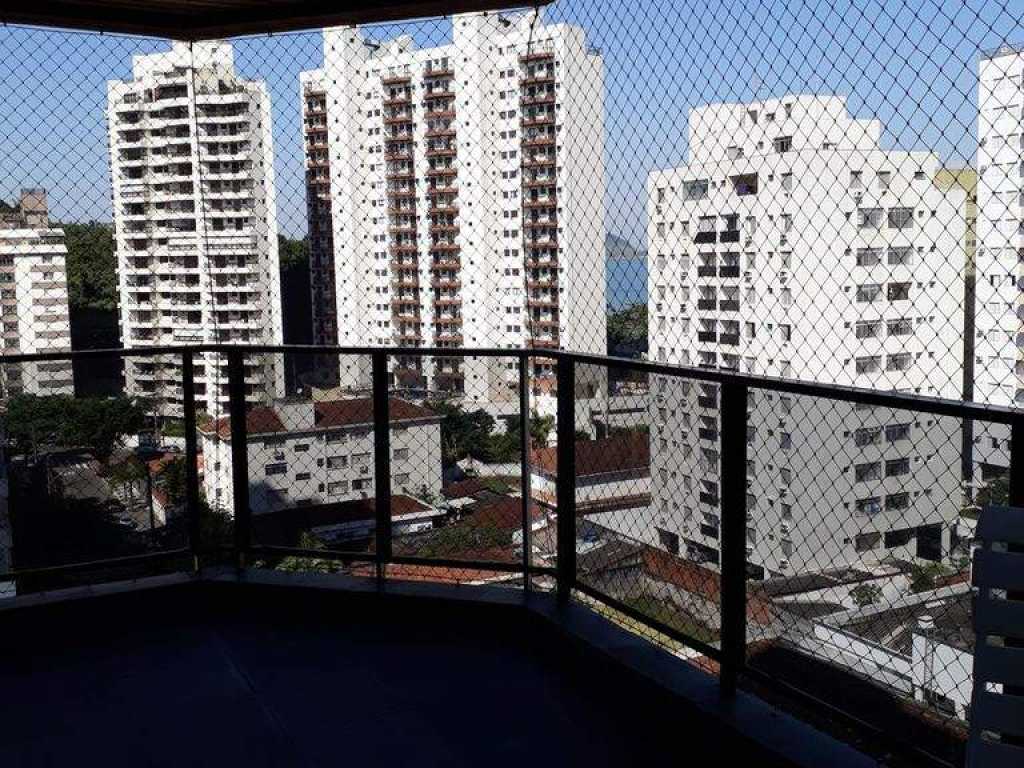 Amplo Apartamento nas Astúrias - 3 dorm com 2 suites