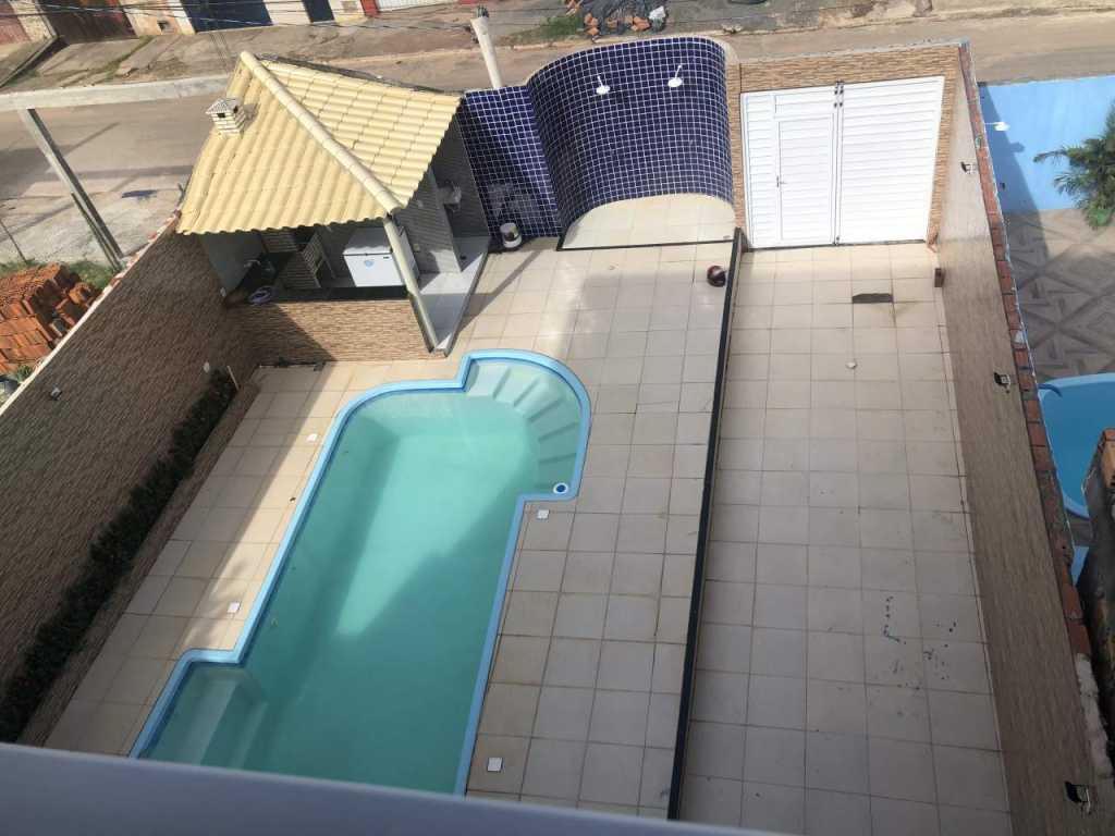 Aluga se casa com piscina em jaua