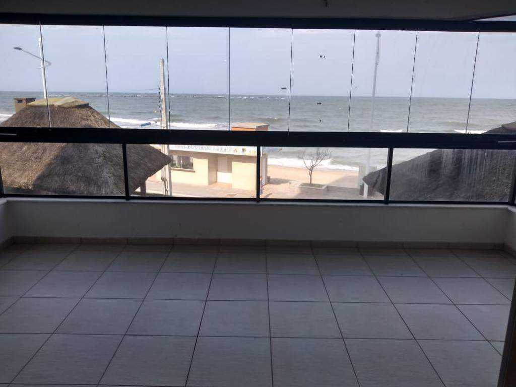 EXCELENTE APARTAMENTO BEIRA MAR EM BARRA VELHA SC PARA TEMPORADA