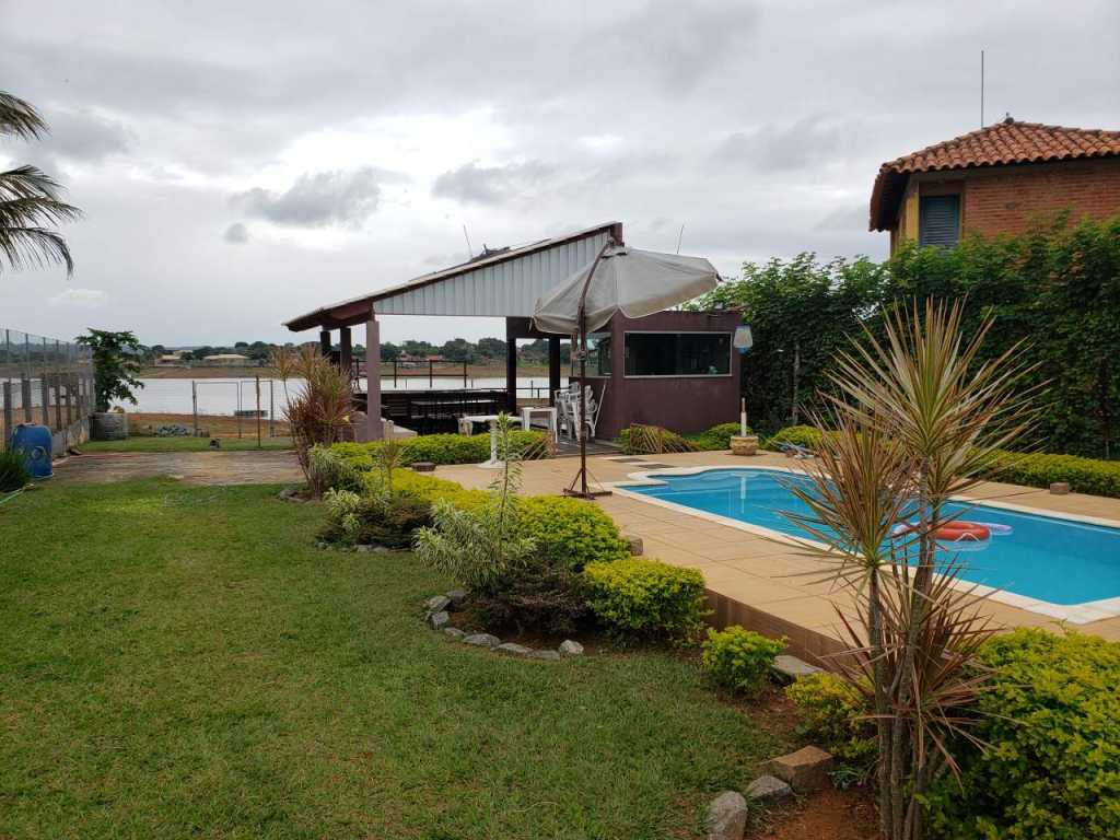 Casa em Lago de Furnas – Capitólio/MG