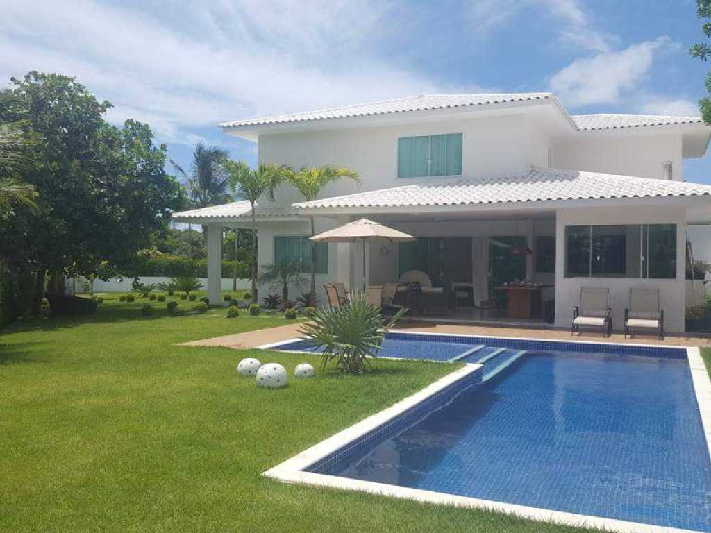 Casa de praia em guarajuba, toda mobiliada, condomínio de luxo, segurança 24h.