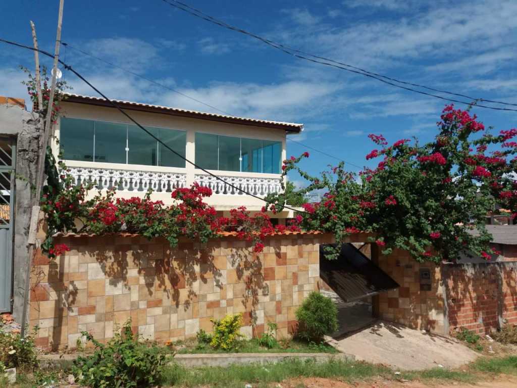 Viva a Experiência em Jauá, Camaçari - BA: Casa para Temporada a Apenas 900 Metros da Praia!